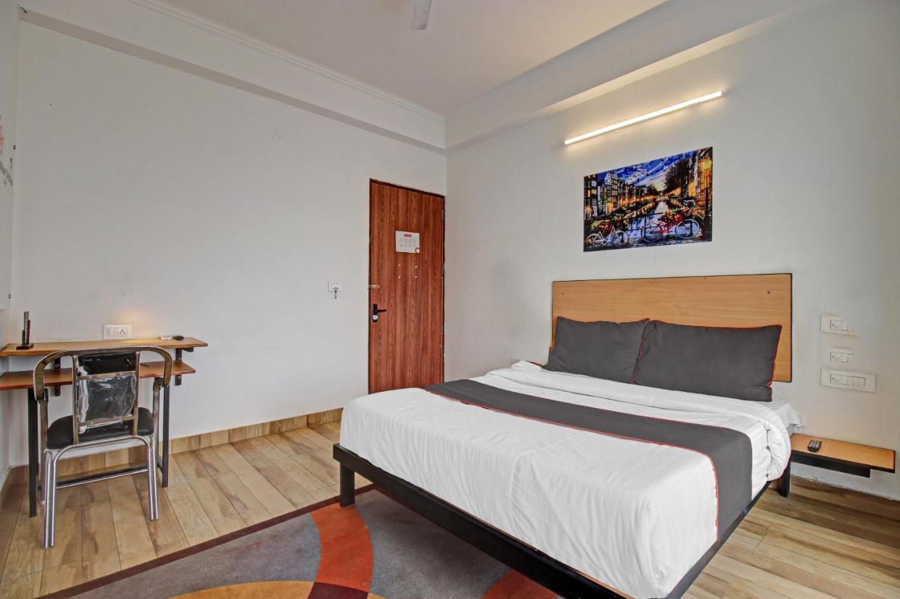 Hotel Super Townhouse Kachnar House Vikas Nagar Hasanganj Exterior foto